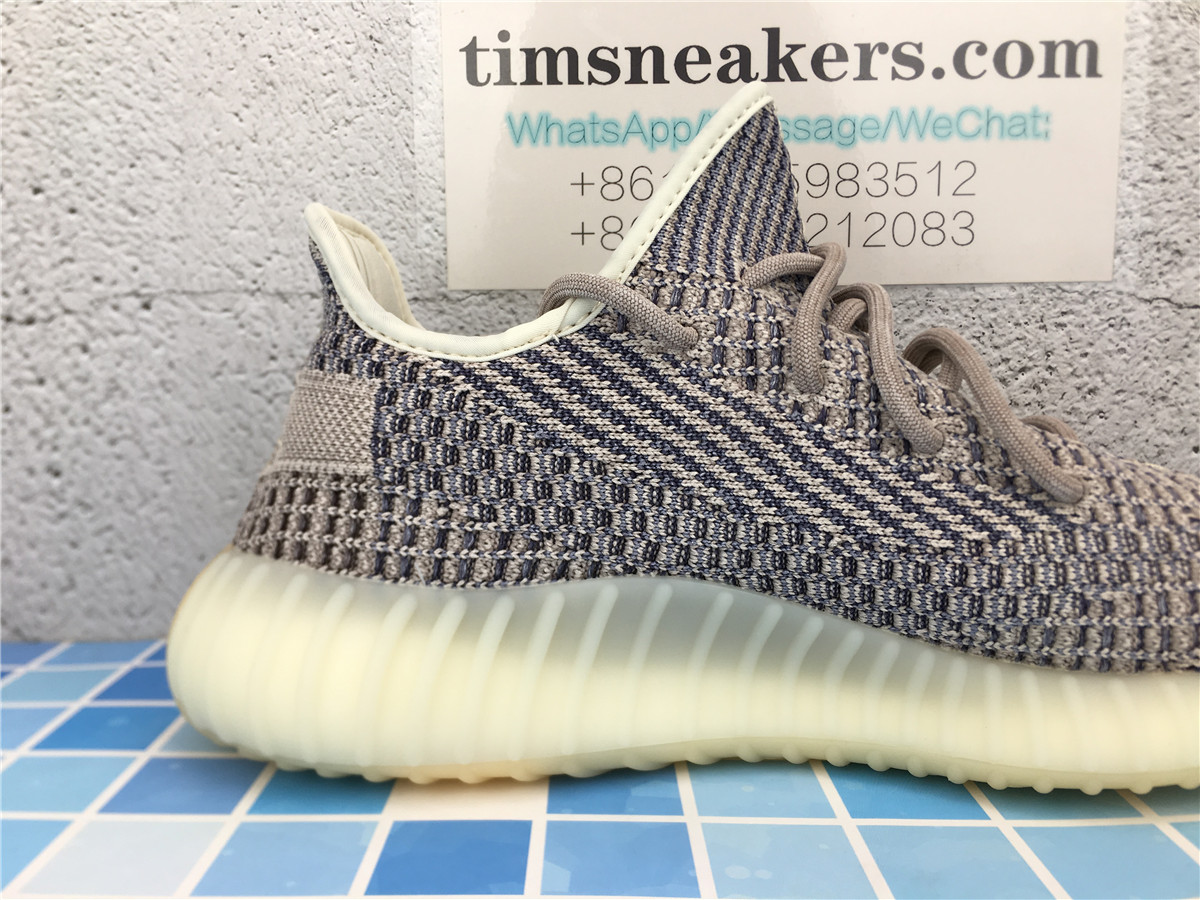 Yeezy Boost 350 V2 Ash Pearl GY7658